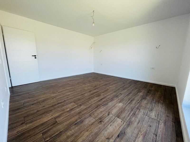 Imobiliare Domnesti 500 m teren 3 dormitoare + 3 bai, toate utilitatile.