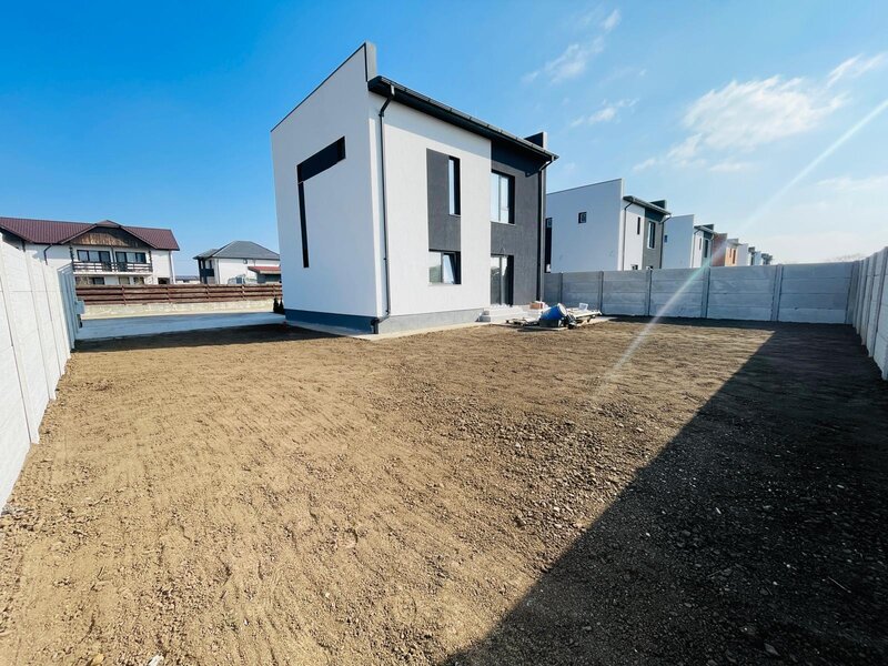 Imobiliare Domnesti 500 m teren 3 dormitoare + 3 bai, toate utilitatile.